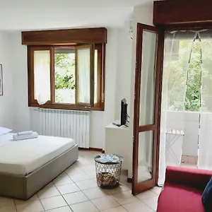 Apartment La Casa Sul Bosco, Como